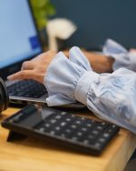 ست تونیک و شلوار گلدوزی آبی - تصویر 6