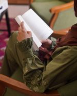 ست تونیک و شلوار گلدوزی زیتونی - تصویر 3