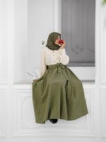 دامن «لـــــیا» زیتونی